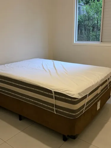 Cama de casal box