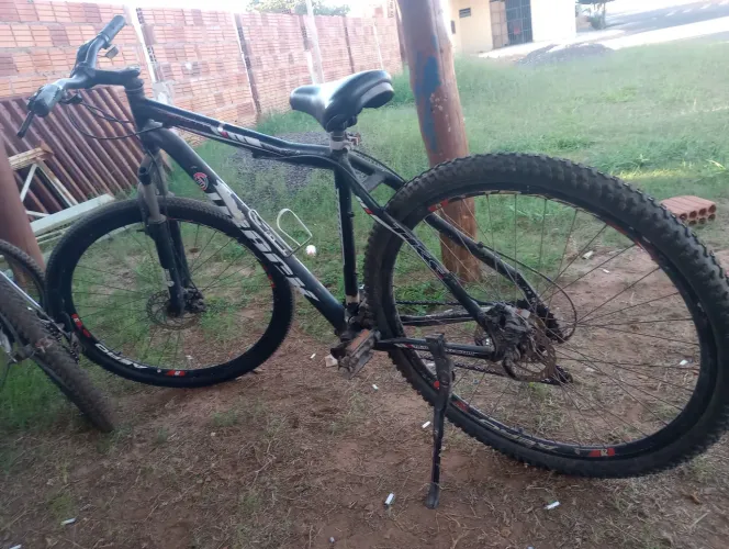 Vendo baik barata por 500 Reais pra sair logo