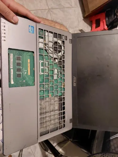 Asus X550C