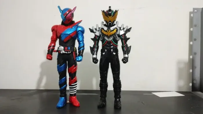 Kamen Rider Build Vinil Big Scale 25cm importado Japão