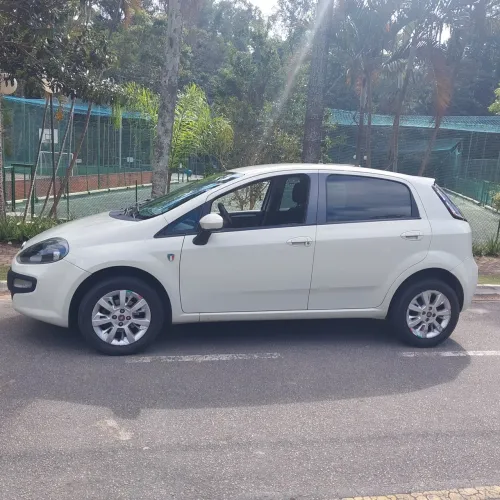 Fiat Punto Attractive Italia 1.4 F.flex 8V 5P 2016