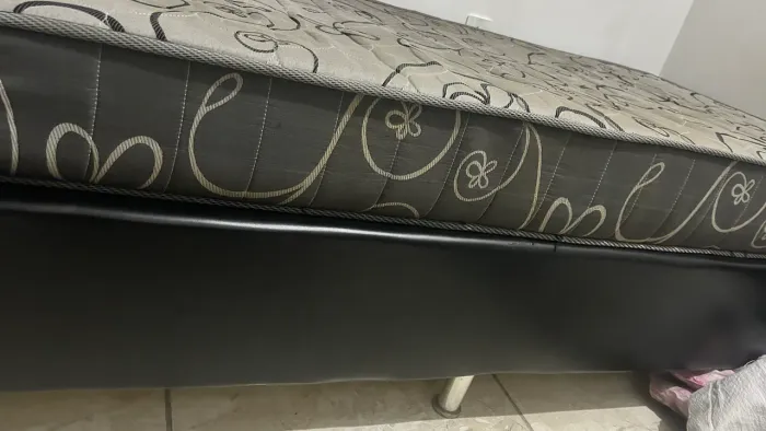 Cama box + colchão solteiro