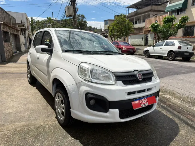 Fiat Uno Attractive 1.0 Flex 6V 5P 2017