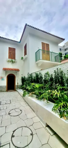 Puro Casas Inteligentes  Seu refúgio moderno no coração do Jardim Botânico!