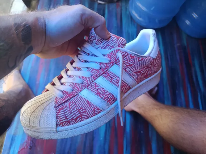 Tenis.adidas original 100% Trazido da Itália