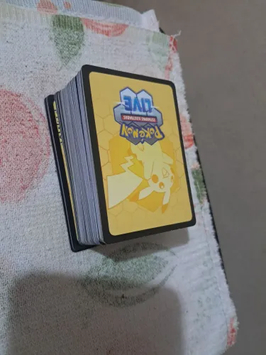 100 códigos de Pokémon Live