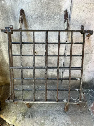 Grade de ferro 70x70