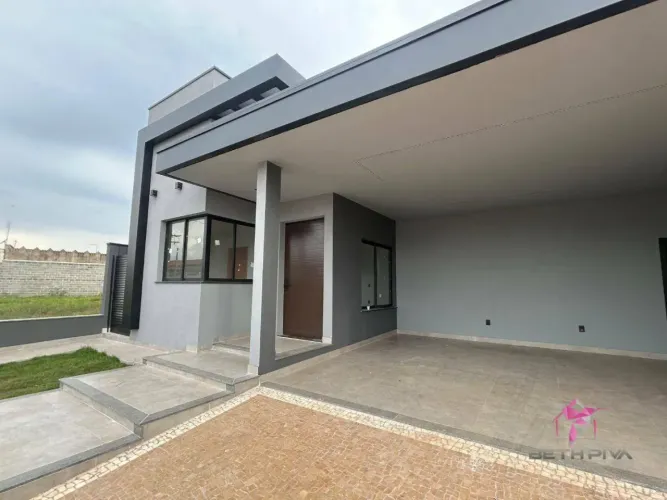 Casa com 3 dormitórios à venda, 210 m² por R$ 1.350.000,00 - Vila Braz - Pirassununga/SP
