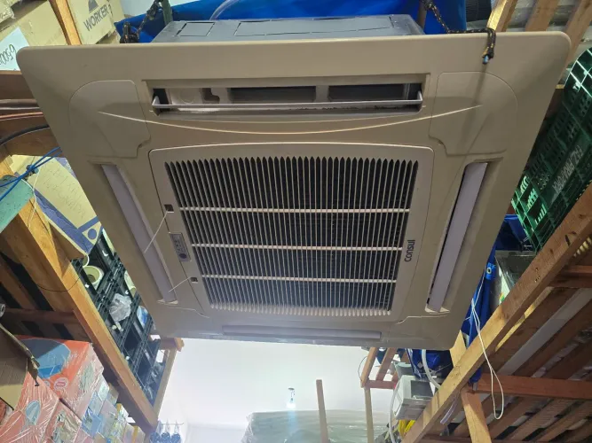 Ar condicionado cassete 36.000 btus