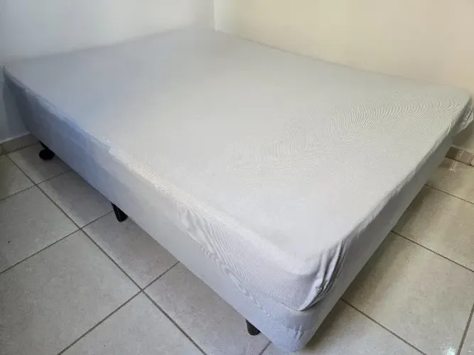 Cama Box de Casal com Colchão de Molas