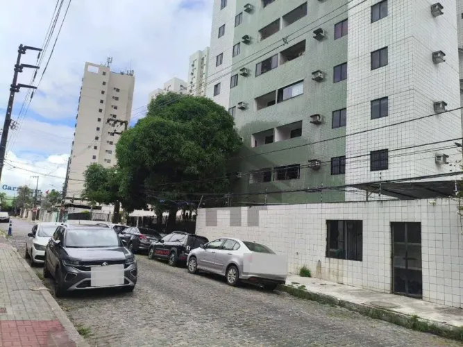 Apartamento de 77m² à venda, com 3 quartos (1 suíte), localizado na Torre, Recife - Pernam