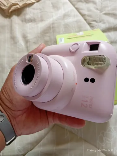 Polaroid 12