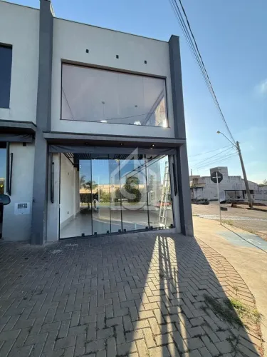 Galeria Comercial para Locação na Avenida Principal da Vila Moreira | 120m² | Esquina