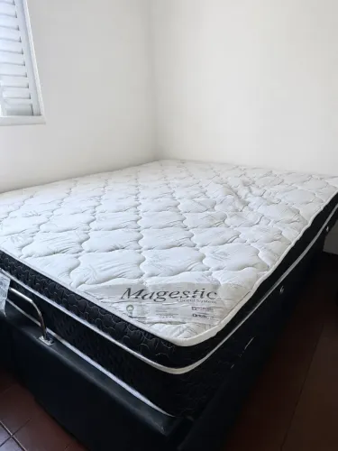 Cama Queen