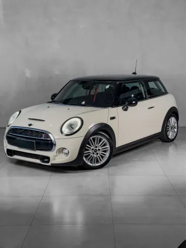 Mini Cooper S 2.0 Turbo 16V 3P Aut. 2015