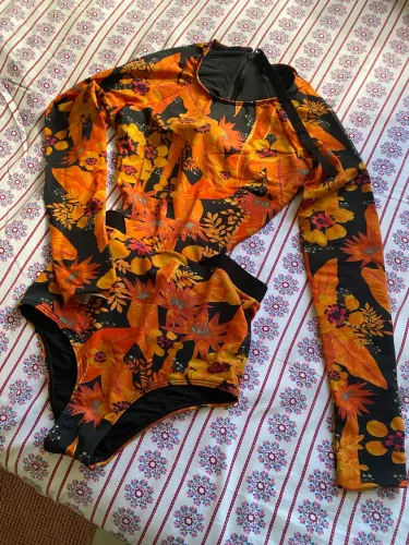 maiô osklen manga longa estampado