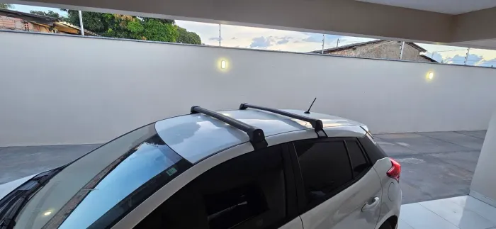 Rack de teto para carro.
