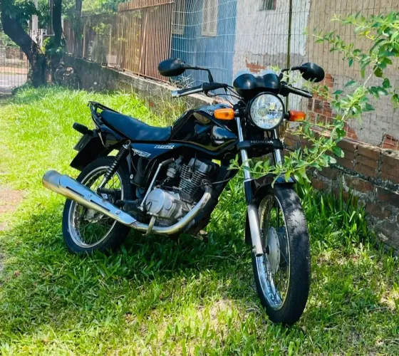 Honda 150 Preta