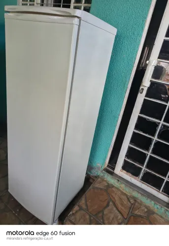 Geladeira Electrolux tudo ?