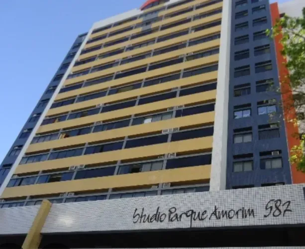 Imóvel para aluguel possui 36 metros quadrados com 1 quarto em Boa Vista - Recife - PE