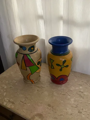 Par de Vasos Grandes de Cerâmica 28cm (Estilo Romero Britto) - Seminovo