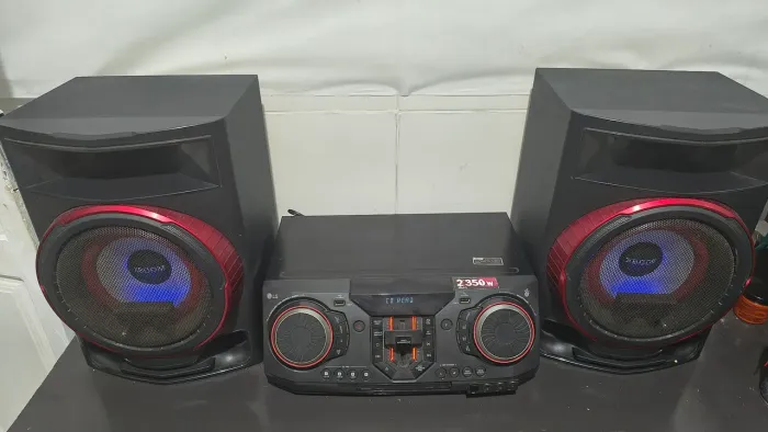 Som LG cl87 2350w potente