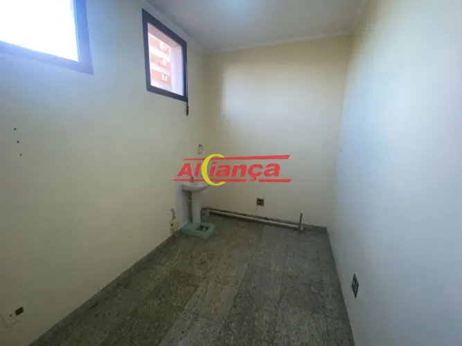 Sala para alugar, 15m² - Centro de Guarulhos /SP por R$1.200,00