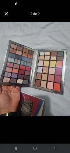 Paleta de Maquiagem MAKE B na embalagem nunca usada
