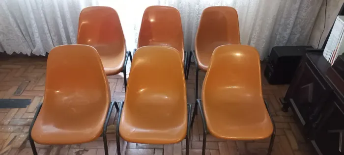 Cadeiras Retrô