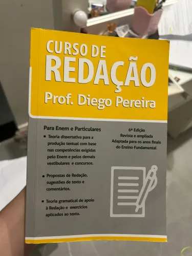 Livro ? Curso de redação Diogo Pereira ?