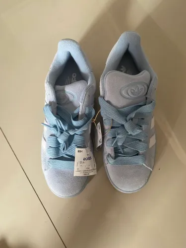 Tênis adidas Campus 00s azul bebê