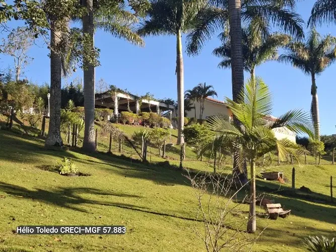Sítio Espetacular de 4,4 Hectares, situado em Wenceslau Braz/MG