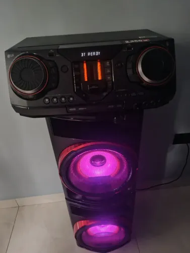 LG XBOMM CL87 2350w RMS