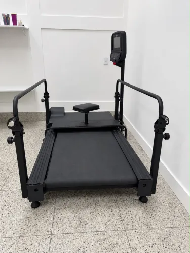 Esteira de fisioterapia intensiva
