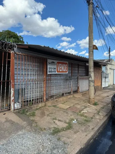 Imóvel para venda com 3 quartos em Vila Monticelli, Goiânia - GO
