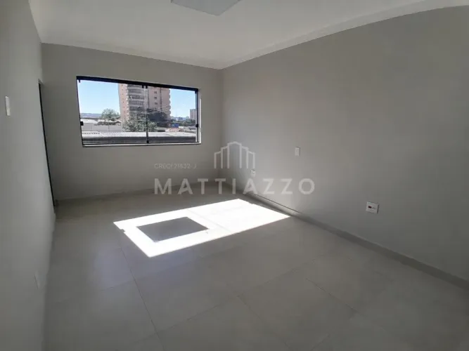 Sala comercial para locação, no Centro de Limeira/SP.