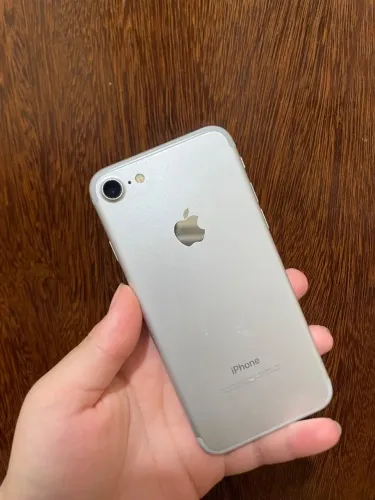 > iPhone 7 - PARA RETIRADA DE PEÇAS OU CONSERTO