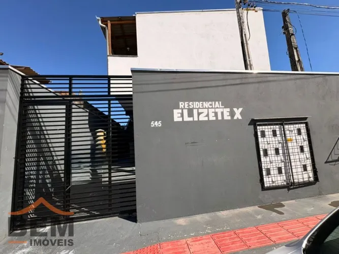Opção de kitnet para locação no bairro Espinheiros, Itajaí/SC