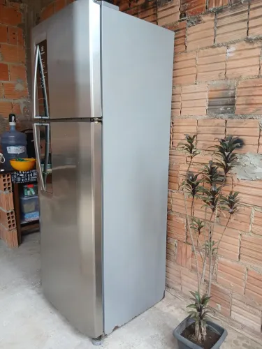 Geladeira eletrolux dúplex frost free