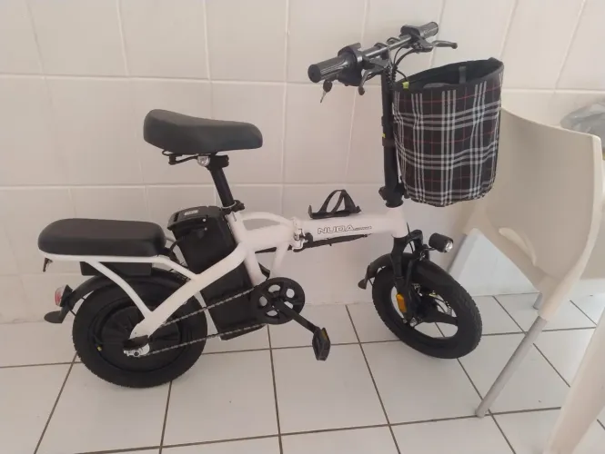 BICICLETA NUDA