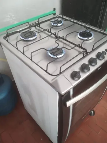 Fogão 4 bocas automático