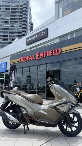 Honda PCX 150 Deluxe 2022 APENAS 25.000 KM - WERLINSON
