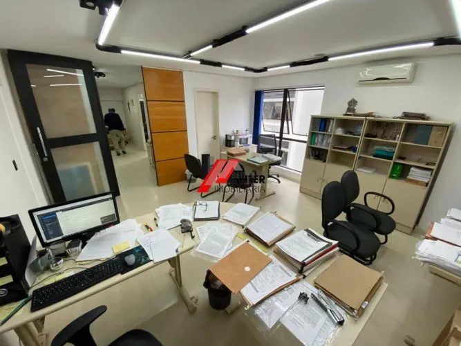 Sala comercial para alugar no centro de Florianópolis proximo ao mercado publico
