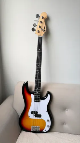 Baixo PHX Precision 