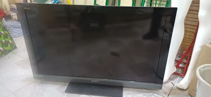 Tv Sony Bravia com controle