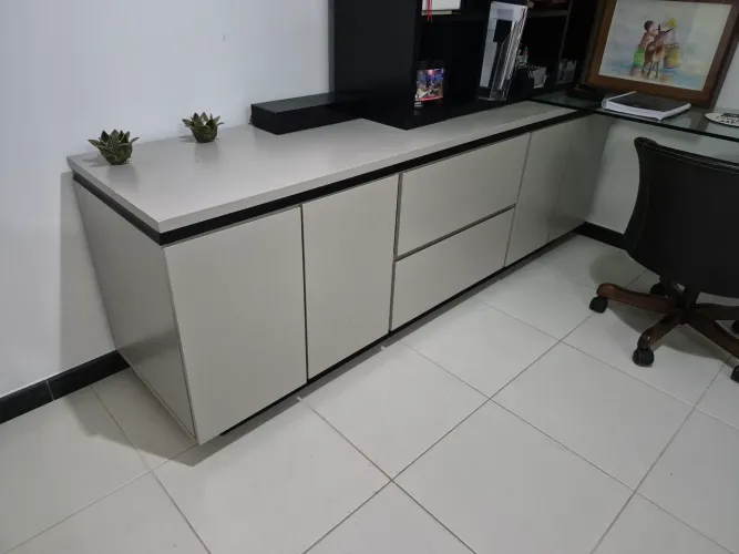 BAIXEI O PREÇO - VENDO RACK BUFFET ARMÁRIO EM PERFEITO ESTADO