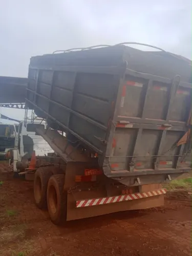 Caçamba a venda ?