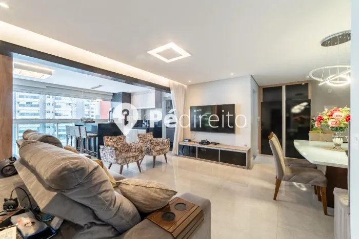 Apartamento com sacada gourmet e lazer completo na Vila Regente Feijó