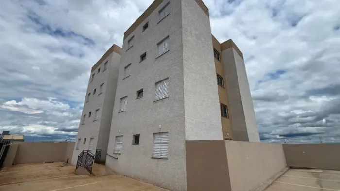Apartamento com 2 dormitórios para alugar, 51 m² por R$ 900/mês - Jardim Residencial Santa