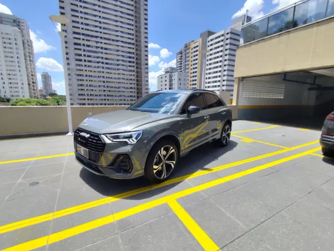 Audi Q3 Perf. Black.plus 2.0 TFSI Tip. Quat. 2025